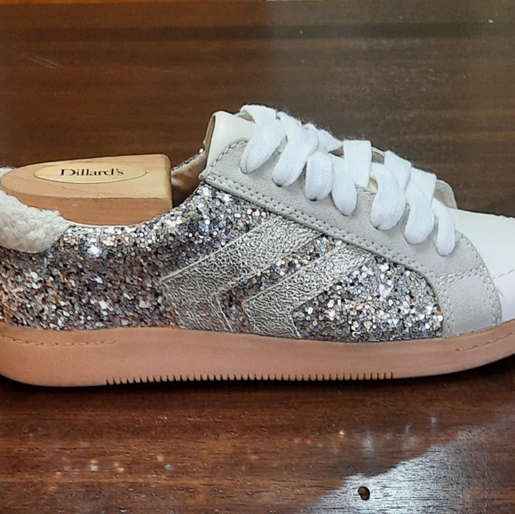 Dolce Vita Neo Plush sneakers - Picture 4 of 6